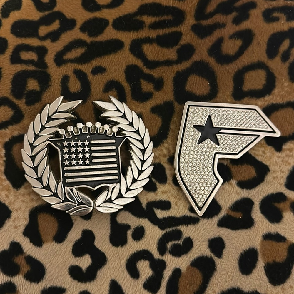 FAMOUS STARS AND STRAPS BELT BUCKLES